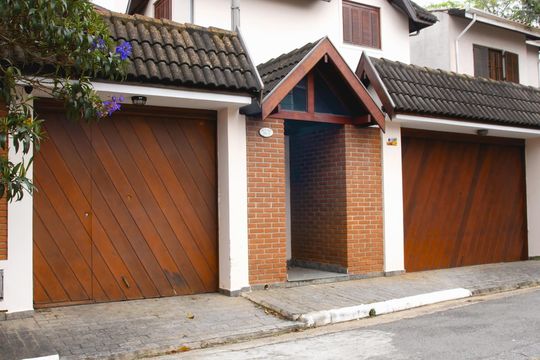 Fachada de casa para alugar com 1 quarto, 162m² em Vila Anhanguera, São Paulo