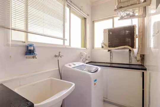 Área de serviço de apartamento para alugar com 3 quartos, 75m² em Morumbi, Piracicaba