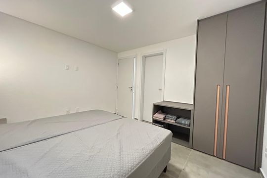 Suíte 1 de casa para alugar com 2 quartos, 92m² em Campeche, Florianópolis