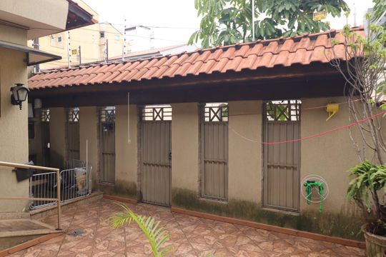 Quintal de casa à venda com 2 quartos, 148m² em Jardim Utinga, Santo André