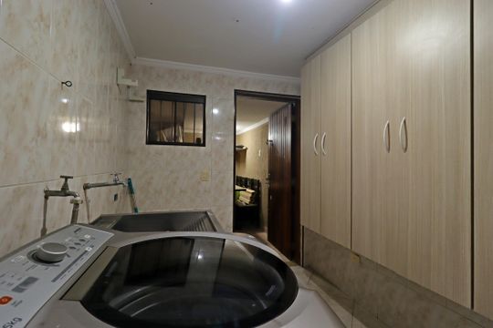 Área de Serviço de casa à venda com 2 quartos, 148m² em Jardim Utinga, Santo André