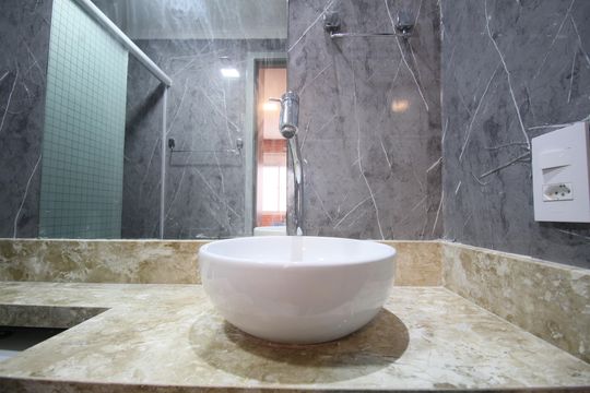 Banheiro da Suíte de apartamento para alugar com 1 quarto, 24m² em Panamby, São Paulo