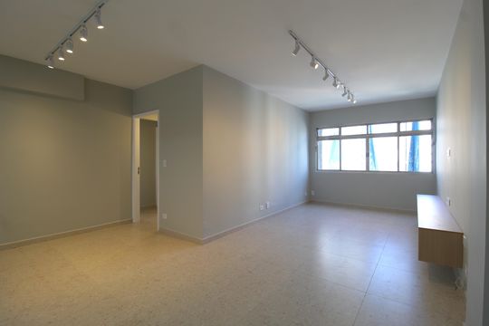 Apartamento à venda com 2 quartos, 76m² em Vila Nova Conceição, São Paulo
