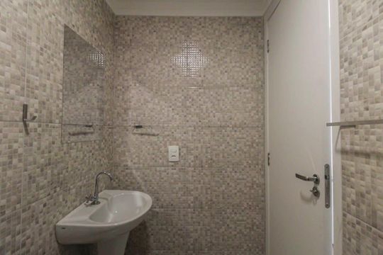 Banheiro de apartamento para alugar com 2 quartos, 41m² em Vila Independencia, São Paulo