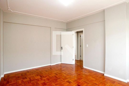 Quarto 2 de apartamento para alugar com 2 quartos, 81m² em Cidade Baixa, Porto Alegre