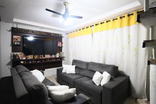 Casa para alugar com 2 quartos, 70m² em Cidade das Flores, Osasco