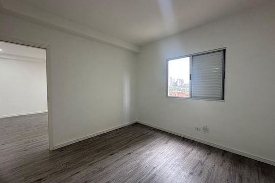 Quarto de apartamento para alugar com 1 quarto, 54m² em Jardim Maria Helena, Barueri