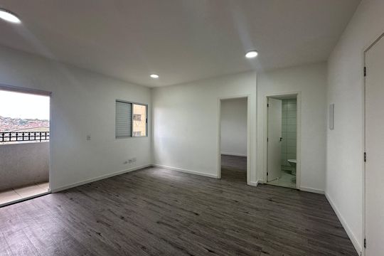 Sala de apartamento para alugar com 1 quarto, 54m² em Jardim Maria Helena, Barueri