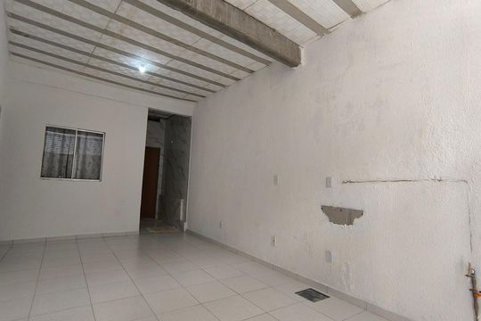 Área externa de casa para alugar com 1 quarto, 65m² em Belmonte, Belo Horizonte