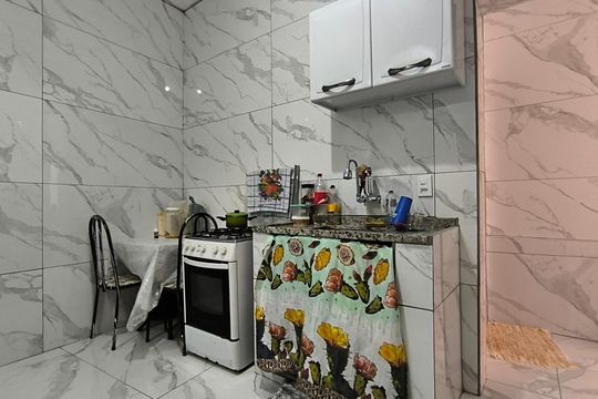 Cozinha de casa para alugar com 1 quarto, 65m² em Belmonte, Belo Horizonte