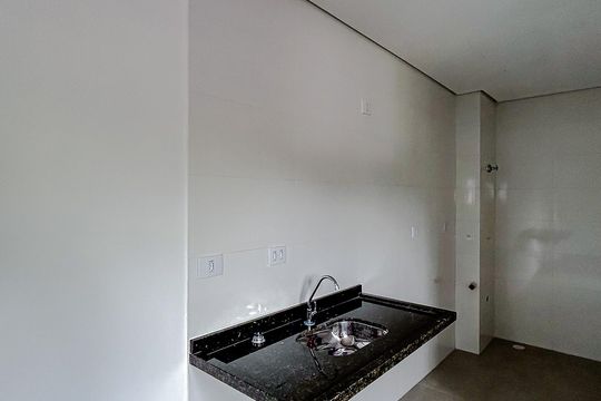 Cozinha de apartamento à venda com 2 quartos, 38m² em Vila Azevedo, São Paulo