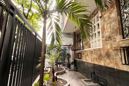 Fachada  de apartamento à venda com 1 quarto, 39m² em Copacabana, Rio de Janeiro
