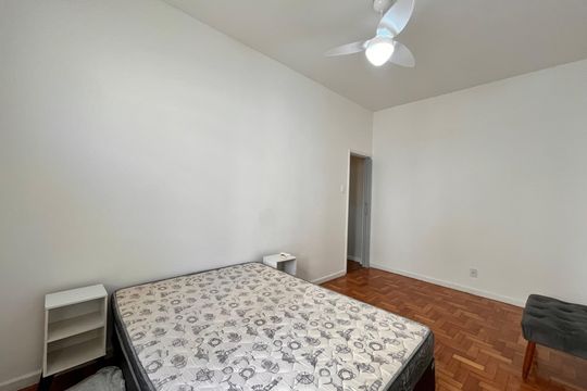 Quarto  de apartamento à venda com 1 quarto, 39m² em Copacabana, Rio de Janeiro