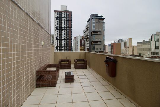 Área comum de apartamento para alugar com 1 quarto, 33m² em Centro, Curitiba