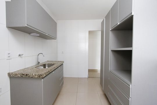 Cozinha de apartamento para alugar com 3 quartos, 88m² em Buritis, Belo Horizonte