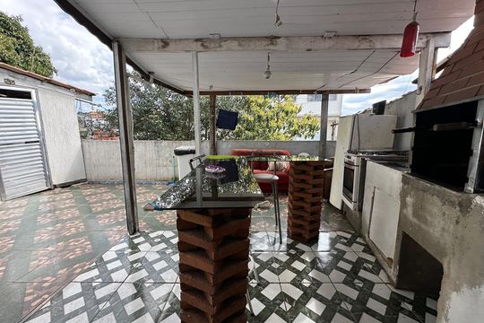 Churrasqueira de casa para alugar com 2 quartos, 82m² em Parque dos Camargos, Barueri