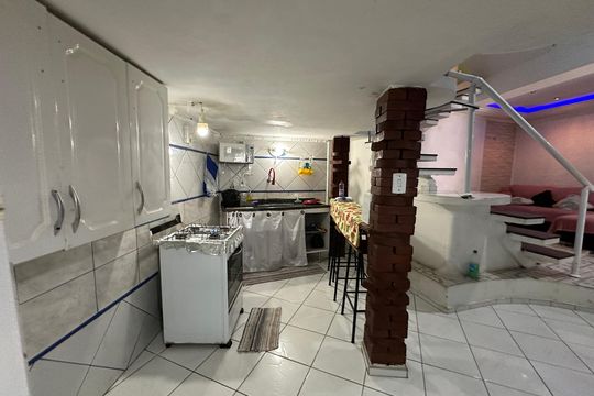 Cozinha de casa para alugar com 2 quartos, 82m² em Parque dos Camargos, Barueri