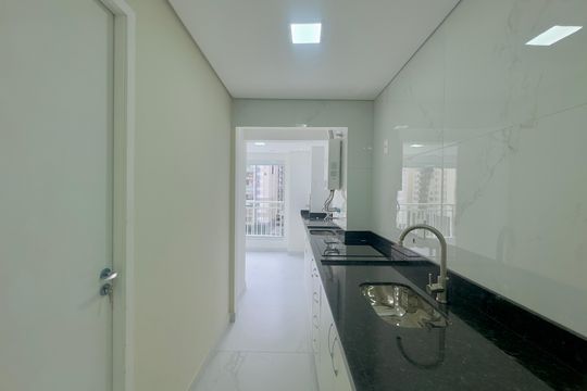 Cozinha de kitnet/studio para alugar com 1 quarto, 32m² em Picanço, Guarulhos