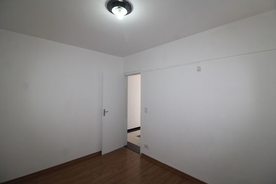 Quarto 2 de apartamento para alugar com 2 quartos, 77m² em Vila Amalia (zona Norte), São Paulo