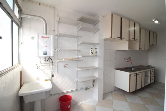 Área de Serviço de apartamento para alugar com 2 quartos, 77m² em Vila Amalia (zona Norte), São Paulo