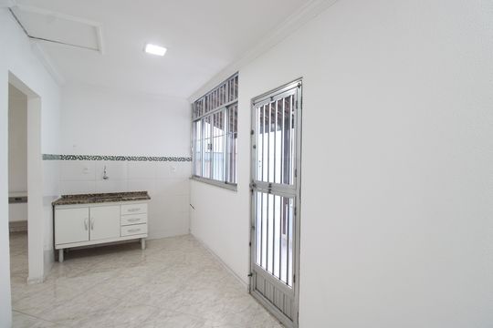 Cozinha de kitnet/studio para alugar com 1 quarto, 62m² em Jacarepaguá, Rio de Janeiro