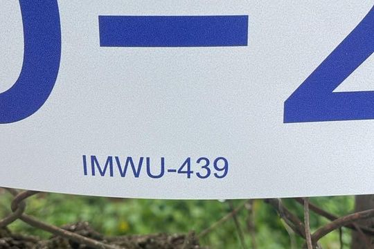 Código da placa de casa de condomínio para alugar com 2 quartos, 59m² em Jardim Sandra, Cotia
