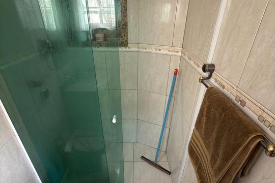 Quarto 2 - Suíte Banheiro  de casa para alugar com 3 quartos, 270m² em Rudge Ramos, São Bernardo do Campo