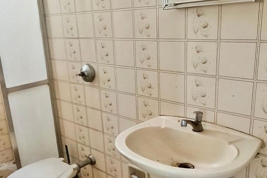 Banheiro Social de apartamento à venda com 2 quartos, 75m² em Gutierrez, Belo Horizonte