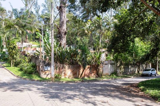 Fachada de casa para alugar com 3 quartos, 250m² em Sete Praias, Diadema