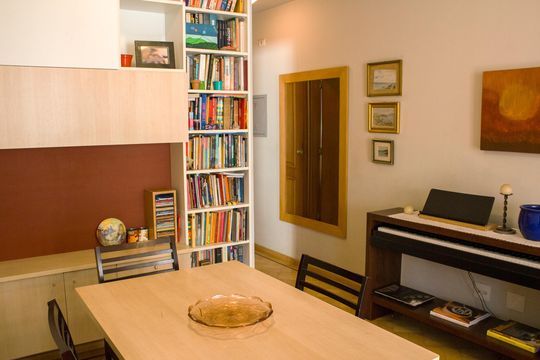 Sala de apartamento à venda com 2 quartos, 56m² em Caxingui, São Paulo
