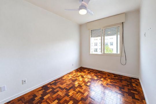 Quarto de apartamento para alugar com 1 quarto, 38m² em Jardim Dona Leopoldina, Porto Alegre