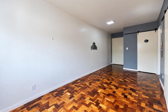 Sala de apartamento para alugar com 1 quarto, 38m² em Jardim Dona Leopoldina, Porto Alegre