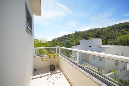 Varanda da Demi-Suíte 2 de casa para alugar com 3 quartos, 135m² em Campeche Central, Florianópolis