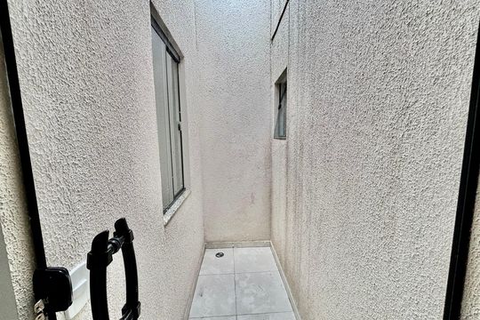 Área comum de casa à venda com 3 quartos, 135m² em Vila Sao Francisco (zona Leste), São Paulo