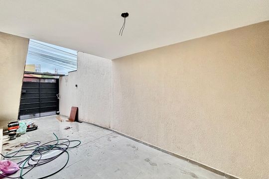 Garagem de casa à venda com 3 quartos, 135m² em Vila Sao Francisco (zona Leste), São Paulo