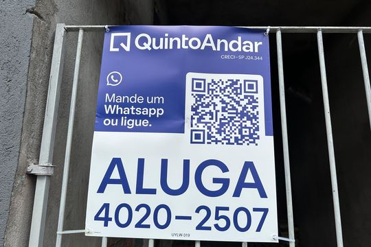 Fachada de casa para alugar com 1 quarto, 107m² em Jardim Belval, Barueri