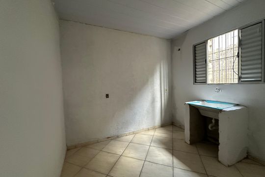 Área de Serviço de casa para alugar com 1 quarto, 107m² em Jardim Belval, Barueri