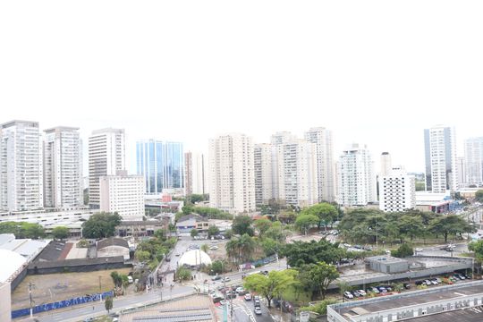 Sala de apartamento para alugar com 2 quartos, 35m² em Parque Industrial Tomas Edson, São Paulo