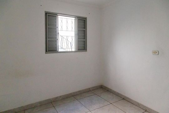Quarto de casa para alugar com 1 quarto, 42m² em Jardim Sao Domingos, Guarulhos