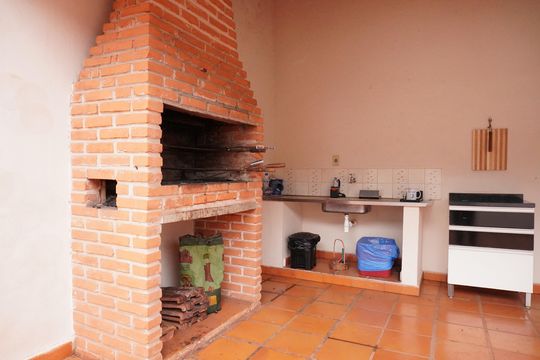 Casa para alugar com 4 quartos, 197m² em Jardim Nova Santa Paula, São Carlos