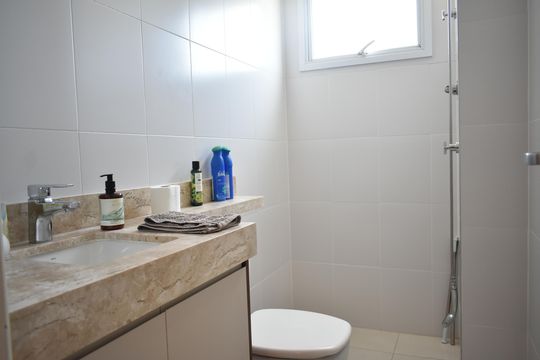 Banheiro Social de apartamento para alugar com 2 quartos, 72m² em Vila da Saúde, São Paulo