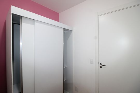 Quarto 1 de apartamento à venda com 2 quartos, 32m² em Itaquera, São Paulo
