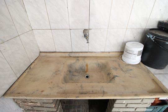Quintal de casa à venda com 4 quartos, 329m² em Guaianases, São Paulo