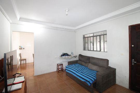 Sala de casa à venda com 4 quartos, 329m² em Guaianases, São Paulo