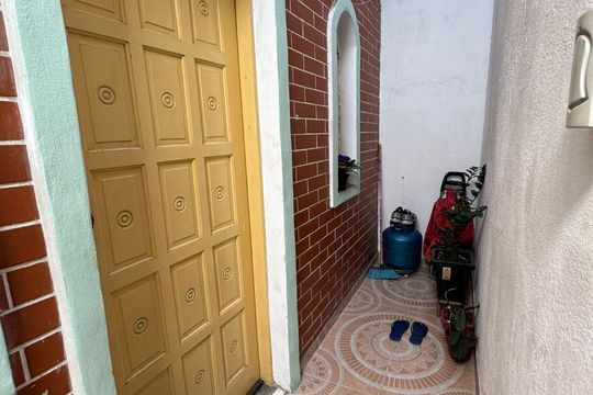 Área externa de casa à venda com 2 quartos, 209m² em Fazenda da Juta, São Paulo
