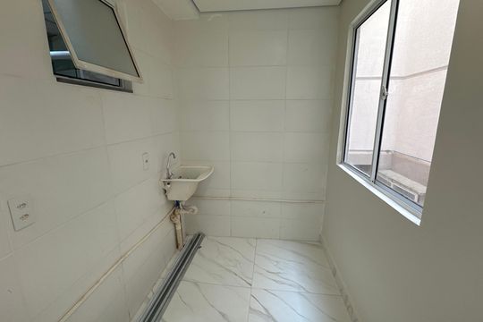 Área de Serviço de apartamento para alugar com 2 quartos, 48m² em Granja Viana, Cotia