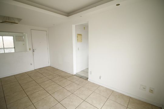 Sala de apartamento à venda com 2 quartos, 52m² em Pechincha, Rio de Janeiro