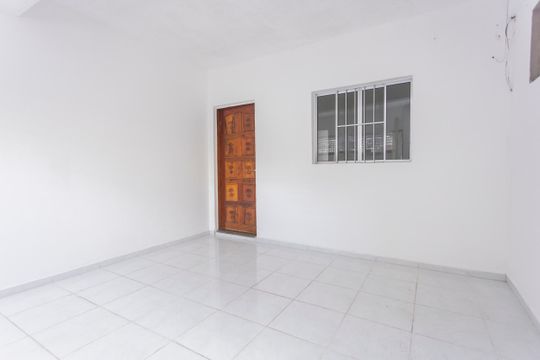 Garagem de casa para alugar com 2 quartos, 60m² em Grajaú, São Paulo