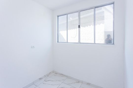 Quarto 2 de casa para alugar com 2 quartos, 60m² em Grajaú, São Paulo