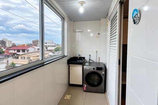 Área de serviço de apartamento para alugar com 2 quartos, 60m² em Ponte do Imaruim, Palhoça